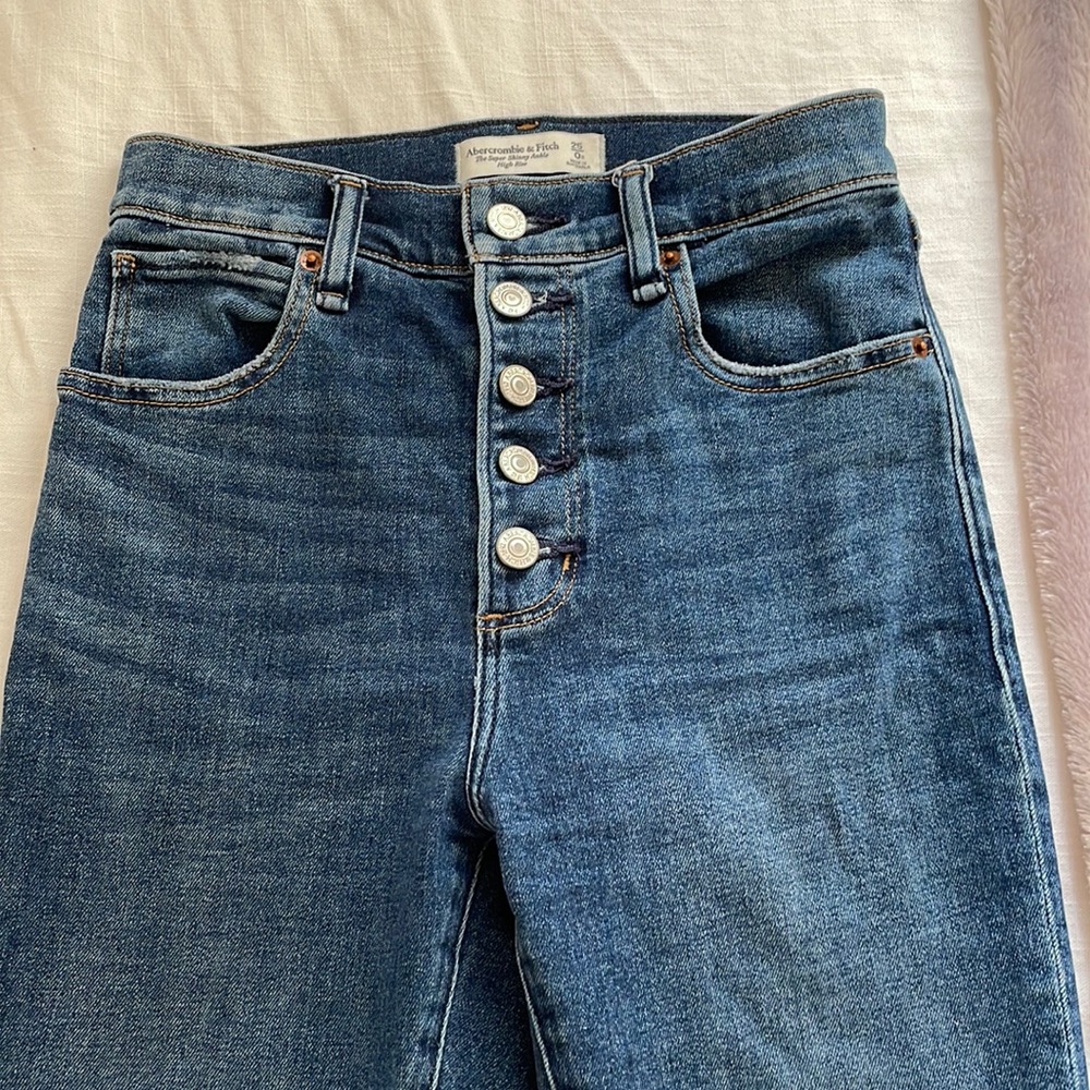 A&F super skinny ankle jeans
